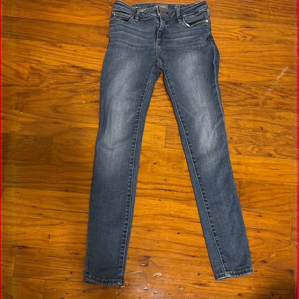 Gap, Soft denim slight distressed skinny jean